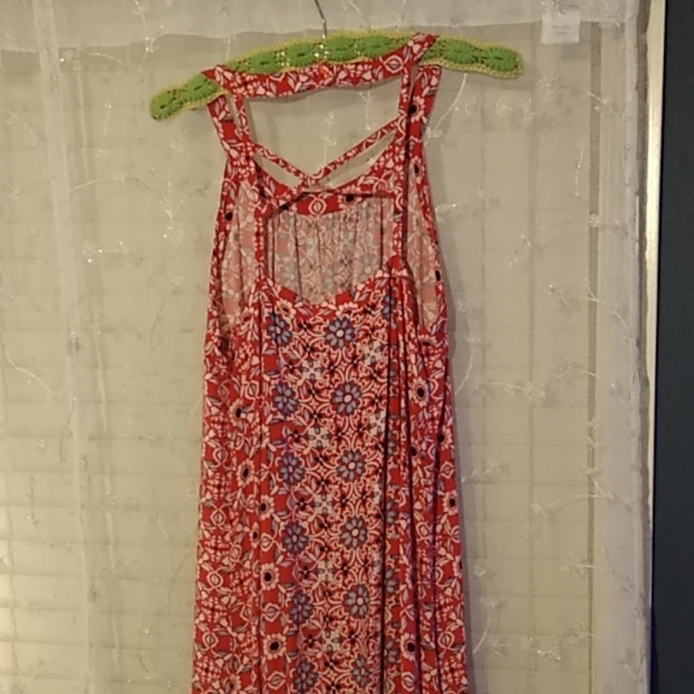 Sundress - Picture 3 of 4